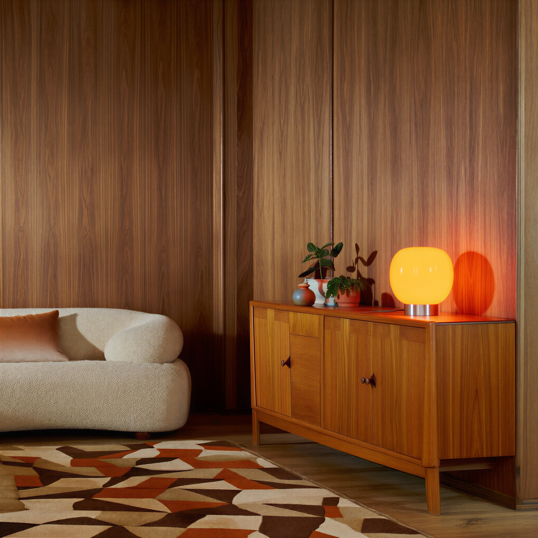 Sänglampa LED dimbar – Orange glaskupa – 5V – Inomhus