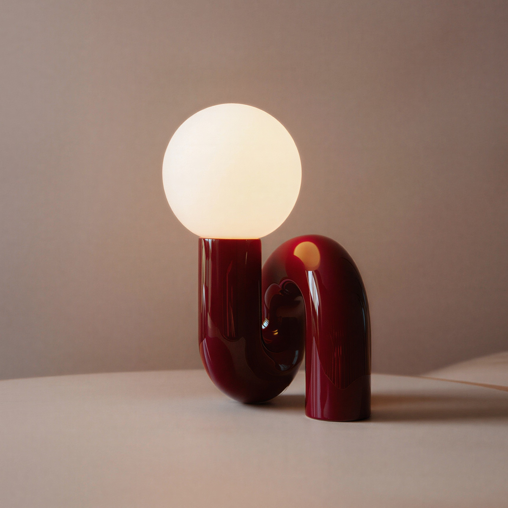 Bordslampa | Resin och frostat glas