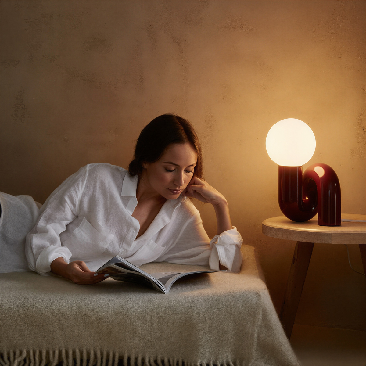 Bordlampe i resin og frostet glas