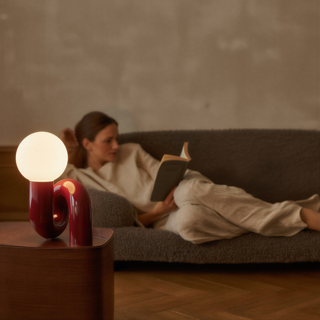Bordlampe i resin og frostet glas