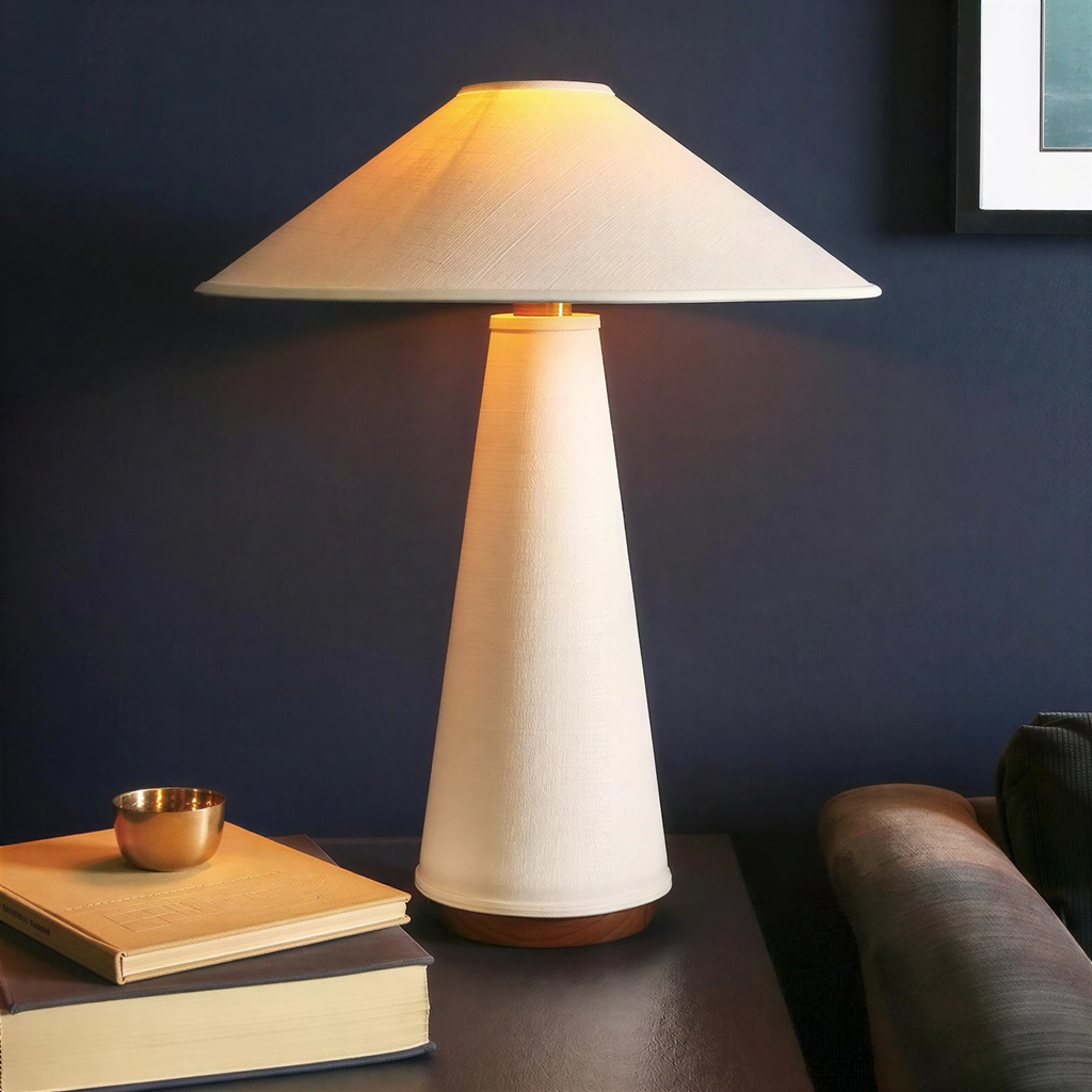 Bordlampe i metal og stof